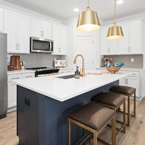 pendant lights over kitchen island